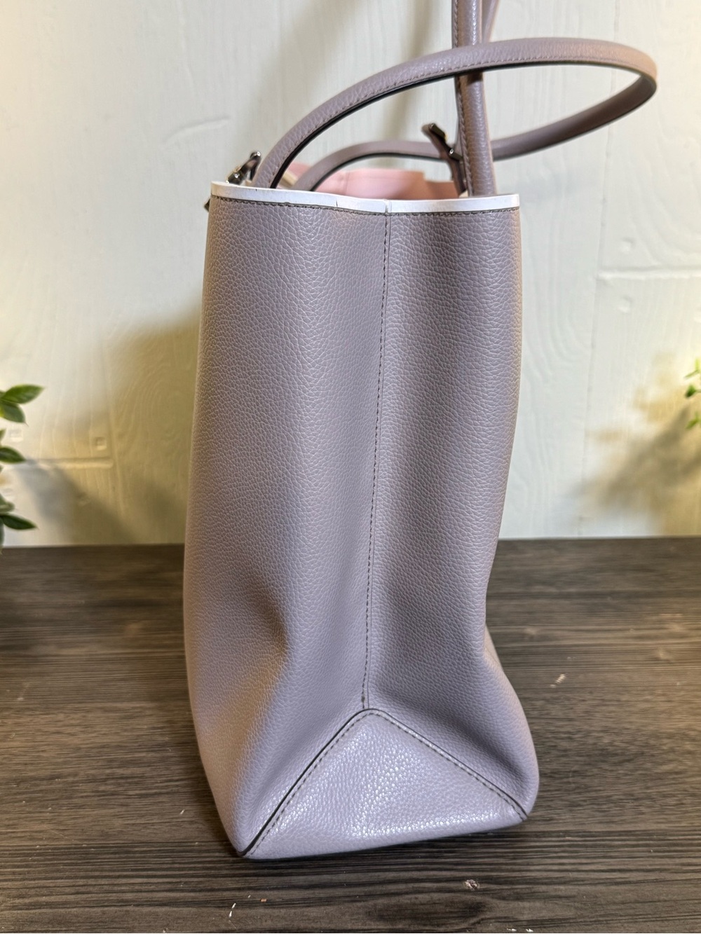 Kate Spade Eva Large Taupe Tote with Pink Interior EUC - Picture 3 of 13